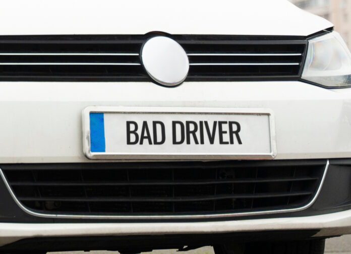 suport pentru numerele auto