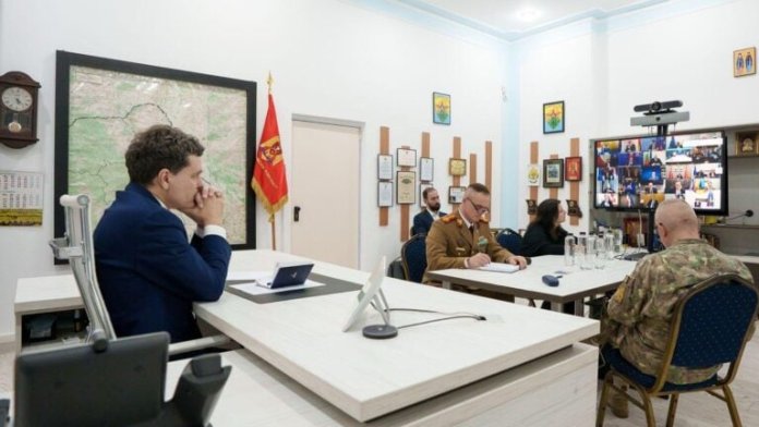 Nicușor Dan la conferința video a coaliției pentru susținerea Ucrainei: Consens privind noile sancțiuni declarate de Trump împotriva companiilor Lukoil și Rosneft, și al 19-lea set de sancțiuni al Consiliului European, pentru intensificarea presiunii asupra Rusiei Nicușor Dan la conferința video a coaliției pentru susținerea Ucrainei: Consens privind noile sancțiuni declarate de Trump împotriva companiilor Lukoil și Rosneft, și al 19-lea set de sancțiuni al Consiliului European, pentru intensificarea presiunii asupra Rusiei