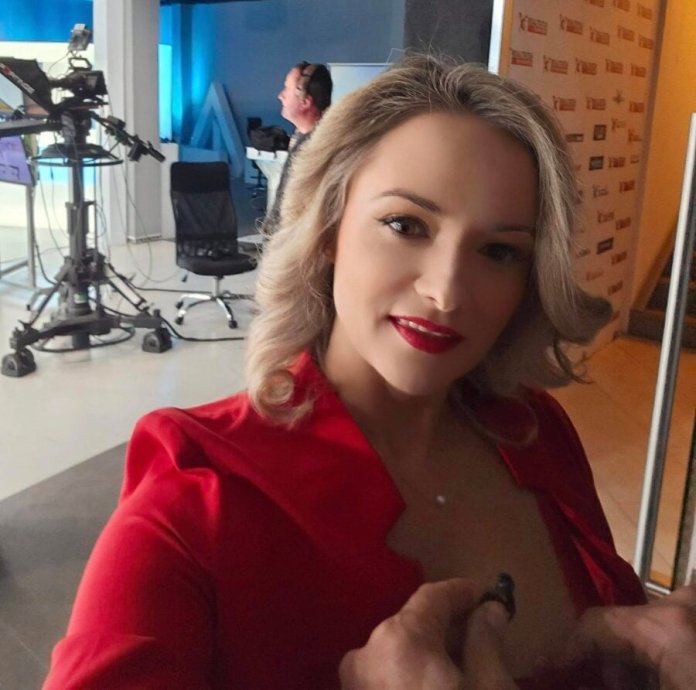 Amalia Bellantoni și soțul ei, arestați pentru atacarea unui cuplu de pensionari și sechestrarea telefoanelor / Poliția investighează un alt suspect