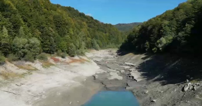 Prefectul județului Prahova aduce acuzații către Apele Române: asigurări neadevărate legate de securitatea furnizării apei