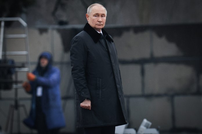 Tensiuni în creștere: Putin nu este de acord cu semnarea acordurilor de pace. Motivul menționat