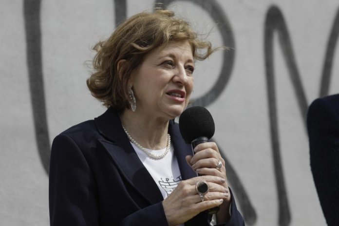 Un ex-vicepremier susține că „Oana Gheorghiu are posibilitatea de a notifica autoritățile de urmărire penală”, după ce a fost reclamată de CSM. Motivul prezentat