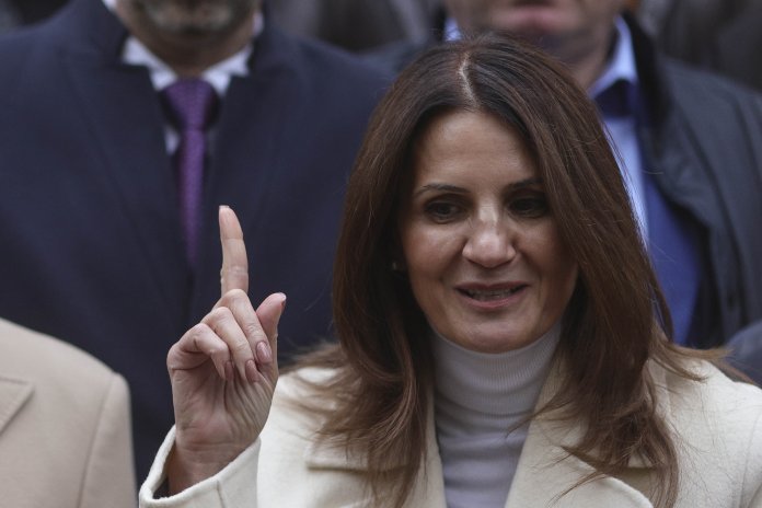 Anca Alexandrescu aduce critici Recorderului. Ion Cristoiu, citat de Realitatea, revoltat de faptul că documentarul a fost prezentat pe TVR 1