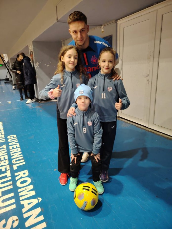 Louis Munteanu, prima reacție după ce a purtat echipamentul FCSB: „Asta a fost motivația gestului meu!”