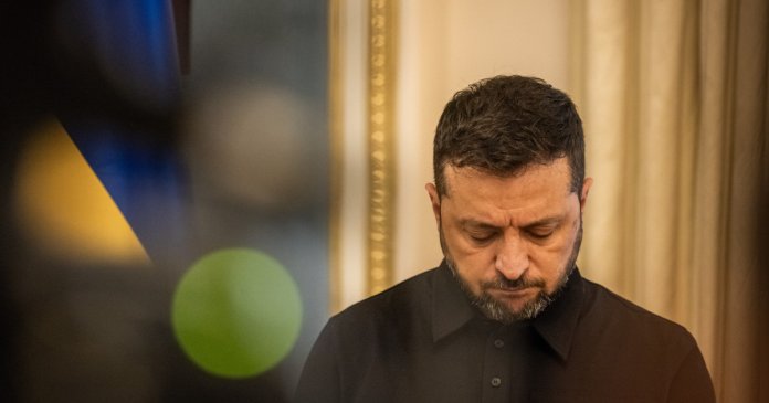 „Ucraina s-ar putea retrage din cererea de a se alătura NATO”, susține Zelenski. Cu o condiție