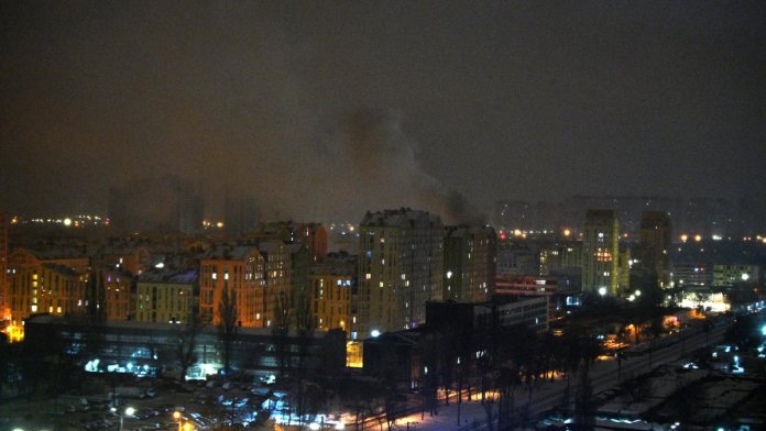 Atac intens împotriva Ucrainei: Kievul, țintit de drone; clădiri și automobile în flăcări. Forțele ruse s-ar fi folosit de o...