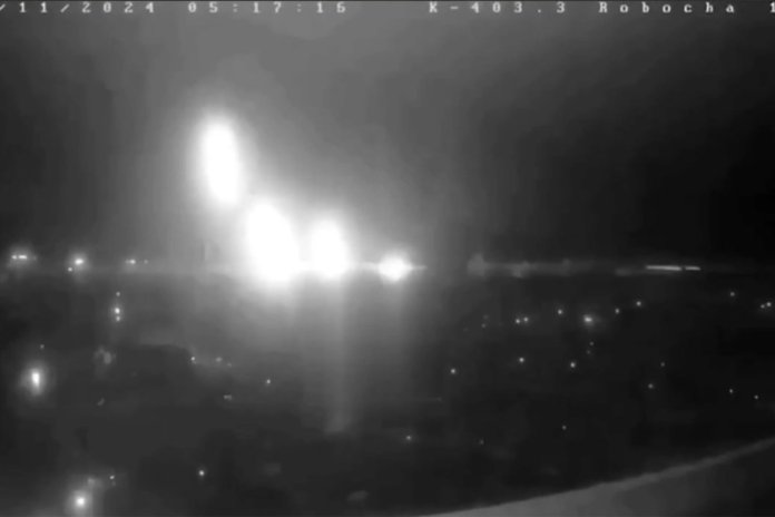 Avertisment referitor la un atac masiv iminent asupra Ucrainei: Ambasada SUA a lansat o alertă după assaultul rusesc cu rachetă hipersonică asupra Oreșnik.