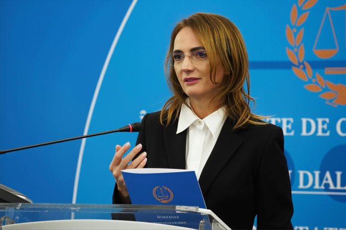 Înalta Curte sub conducerea Liei Savonea intervine înainte de deliberările CCR referitoare la pensiile magistraților: „Executivul Bolojan anulează pensia de serviciu”
