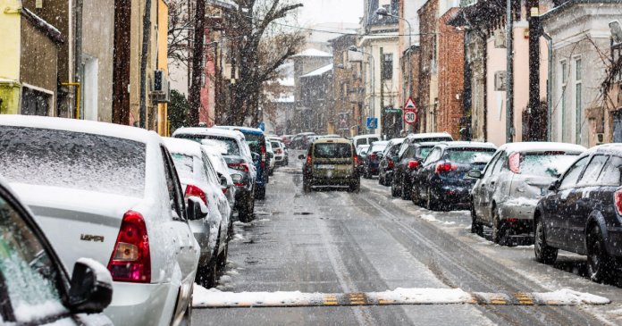 Meteorologii anticipează o nouă perioadă de frig și precipitații sub formă de ninsoare în cea mai mare parte a țării. În ce moment se va ameliora vremea?