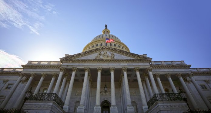 Senatorul american respinge în București raportul negativ din Congres referitor la anularea alegerilor din România: „Un text ideologic și incorrect” / Păreri despre situația curentă a relației România-SUA