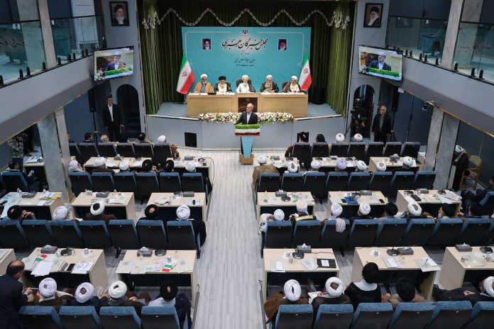 Cine este Mojtaba Khamenei, noul lider suprem al Iranului?