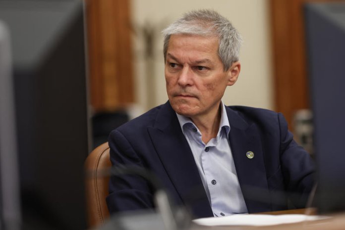 Dacian Cioloș își lansează candidatura pentru liderul unei organizații internaționale, fiind susținut de Nicușor Dan.