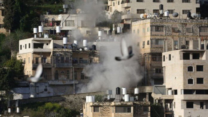 Război în Orientul Mijlociu, ziua 30: Tensiunile cresc în urma asalturilor rebelilor Houthi, odată cu desfășurarea de noi unități americane în zonă.