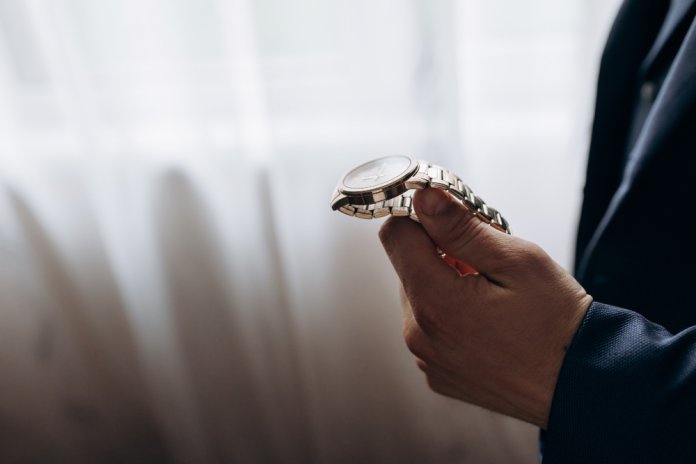 Pot recupera ceasul dacă am întârziat plata la amanet? Pot recupera ceasul dacă am întârziat plata la amanet?