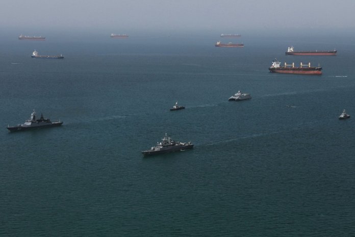 Armata Iranului semnalează o reacție fermă: Va închide Marea Roșie, Golful Persic și Marea Oman în cazul în care blocada americană continuă.