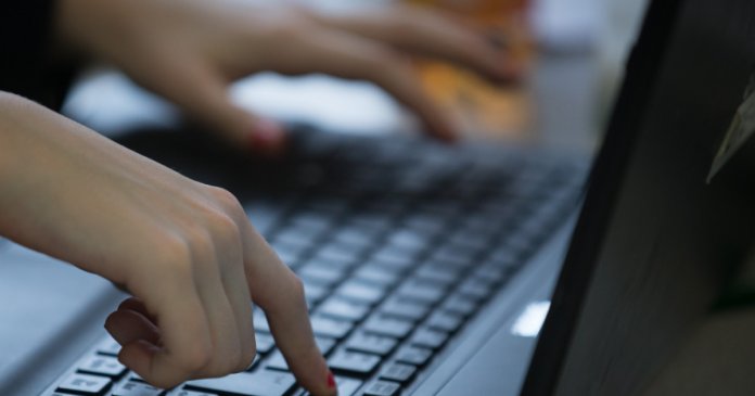 Răspunsul Ministerului Apărării la informațiile apărute despre numeroase conturi de e-mail ale Forțelor Aeriene...