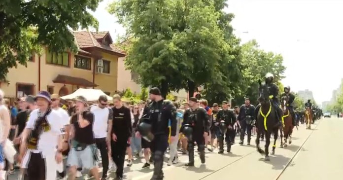 Concert cu pericol în București: Zeci de mii de susținători ai lui Max Korzh pe străzi, autoritățile în starea de alertă