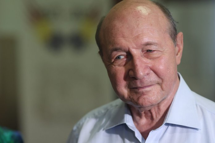 Cum s-ar comporta Traian Băsescu dacă ar fi în locul lui Nicușor Dan și predicția sa: „Vă ofer în scris”