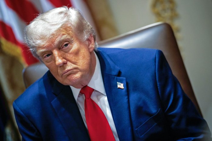 Trump a încheiat un interviu la NBC News, supărat din cauza întrebărilor.
