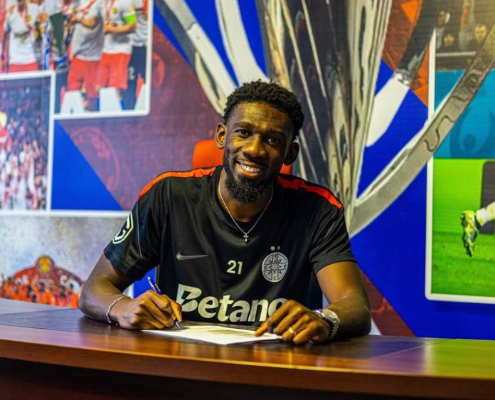 A doua schimbare a serii la FCSB: noul succesor al lui Vlad Chiricheș!