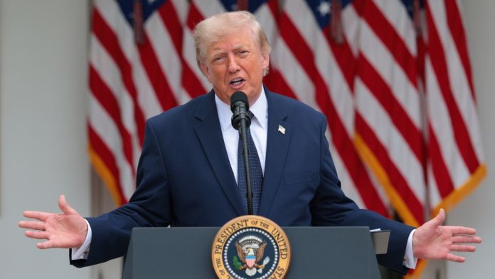 Atacuri ale Statelor Unite în apropierea Strâmtorii Ormuz, după comentariile lui Trump referitoare la deschidere. Declarația Iranului