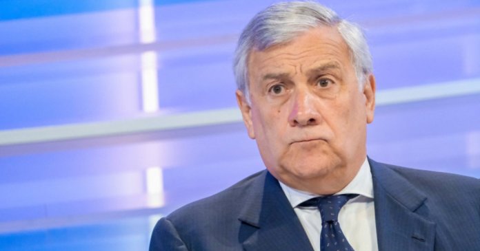 Italia plănuiește să ceară suspendarea Spaniei din Spațiul Schengen. Motivația adusă de Antonio Tajani.