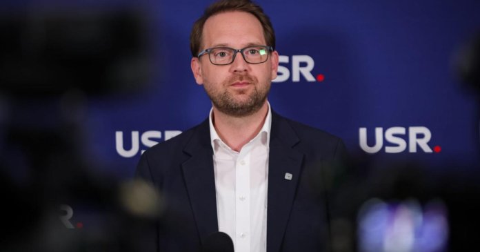 USR se adună în întâlnire, după pronunțarea CCR: Formațiunea va reafirma sprijinul pentru Dominic Fritz